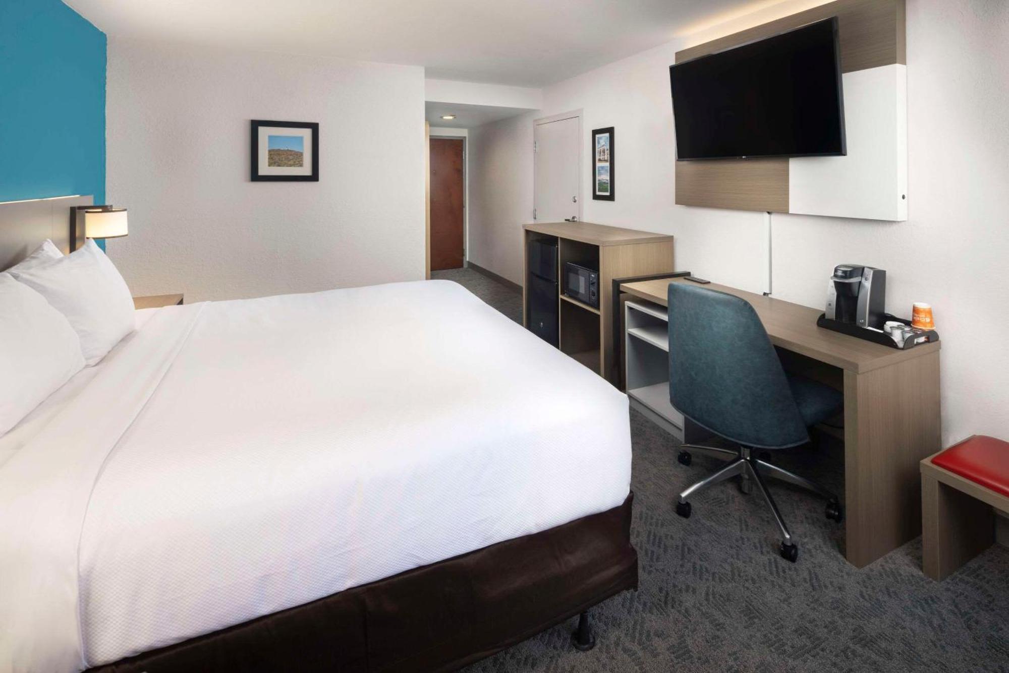 Comfort Inn & Suites Dahlonega University Area Kültér fotó