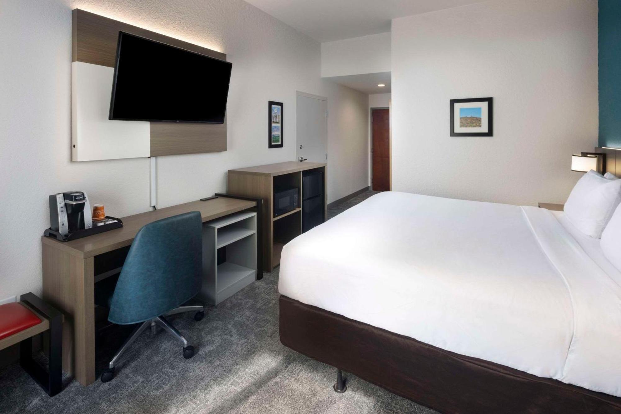 Comfort Inn & Suites Dahlonega University Area Kültér fotó