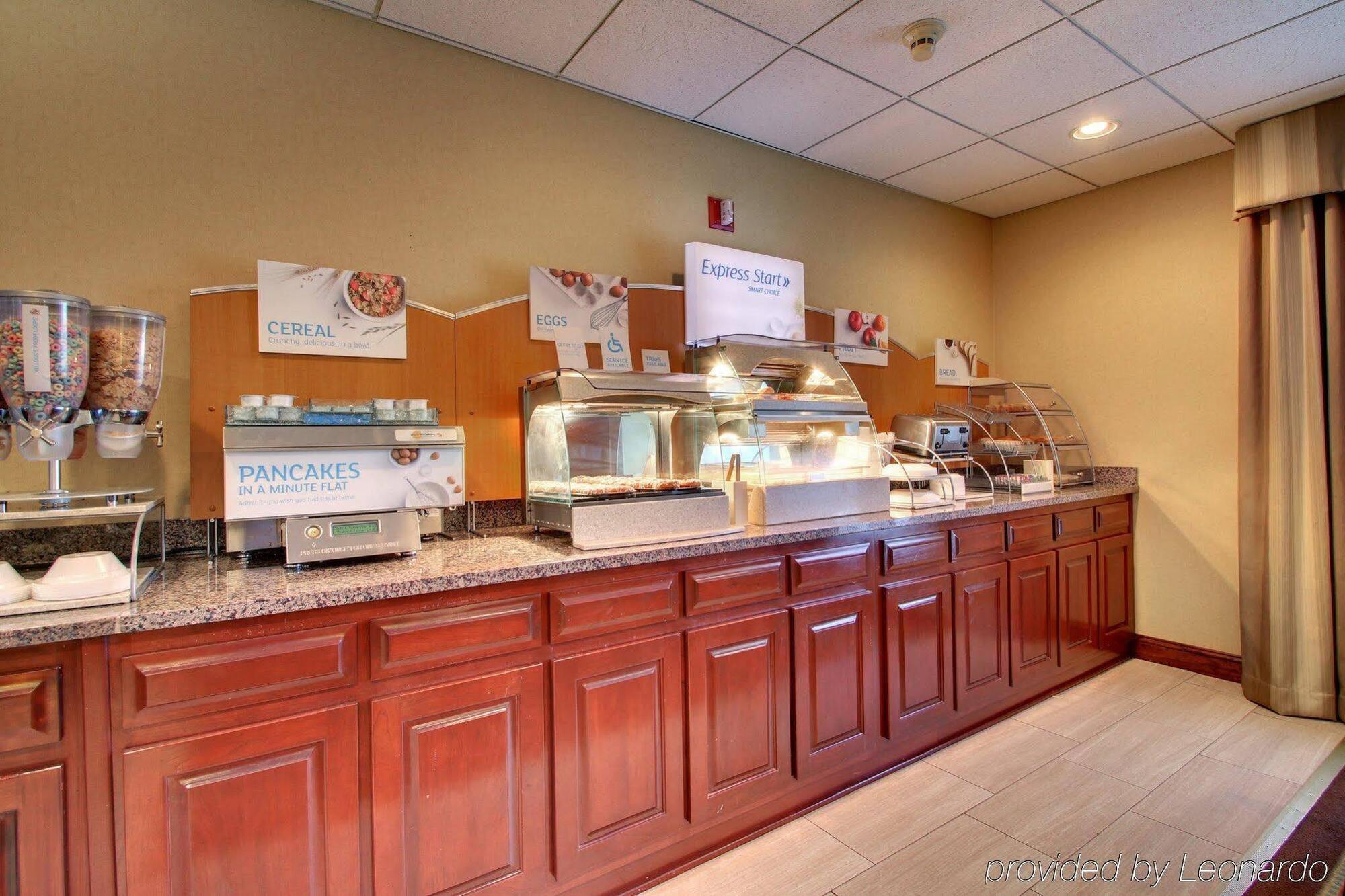 Comfort Inn & Suites Dahlonega University Area Kültér fotó