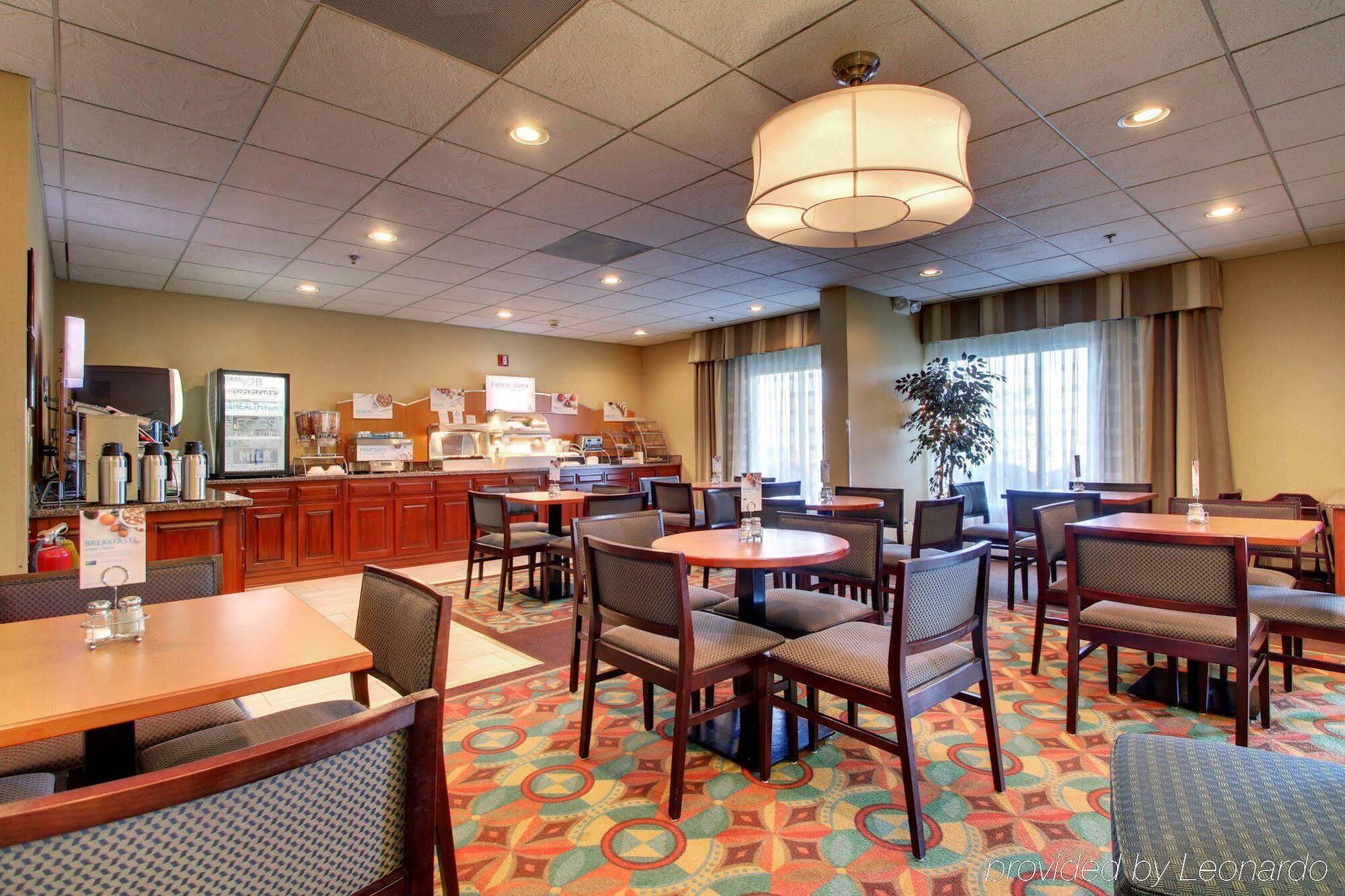 Comfort Inn & Suites Dahlonega University Area Kültér fotó